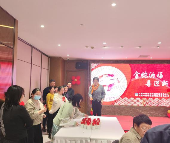 C:\Users\Administrator\Desktop\图片18.png